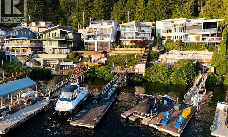 4695 Belcarra Bay Ro...