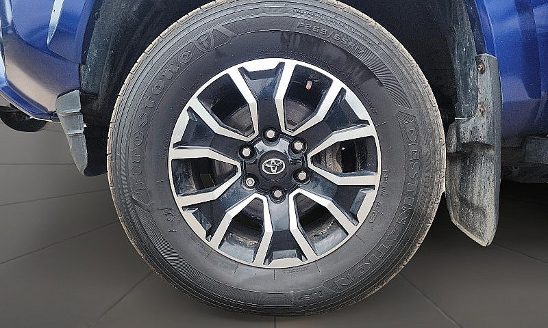 2023 Toyota Tacoma 4...