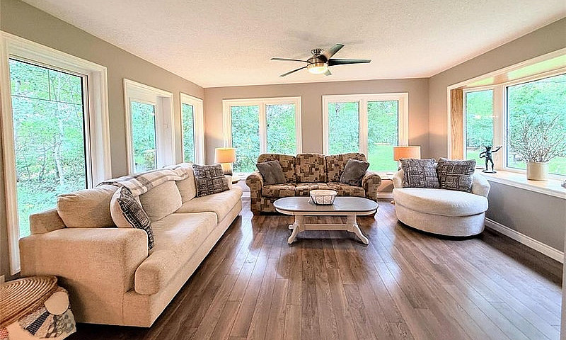 14 Waterfront Drive ...