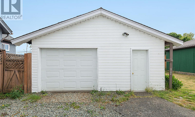 5196 Heaslip Rd Port...