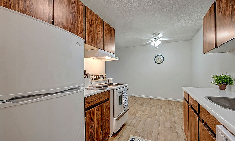 1 Bed X 1 Bath Apart...