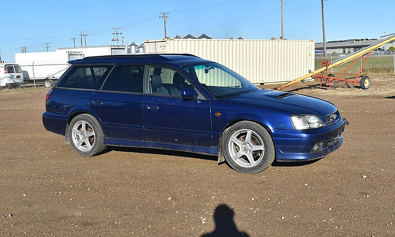 2001 Subaru Legacy...