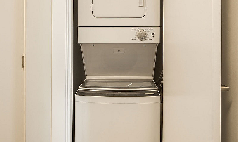 1.5 Month Rent Free ...