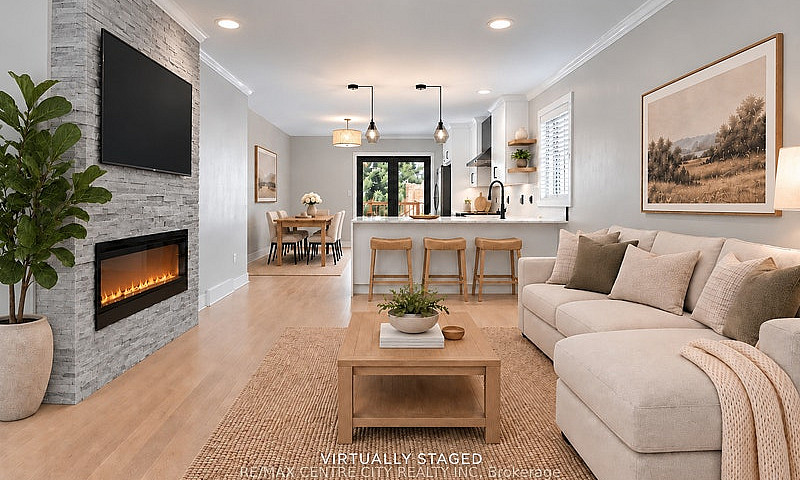 59 Bridle Path, Stra...