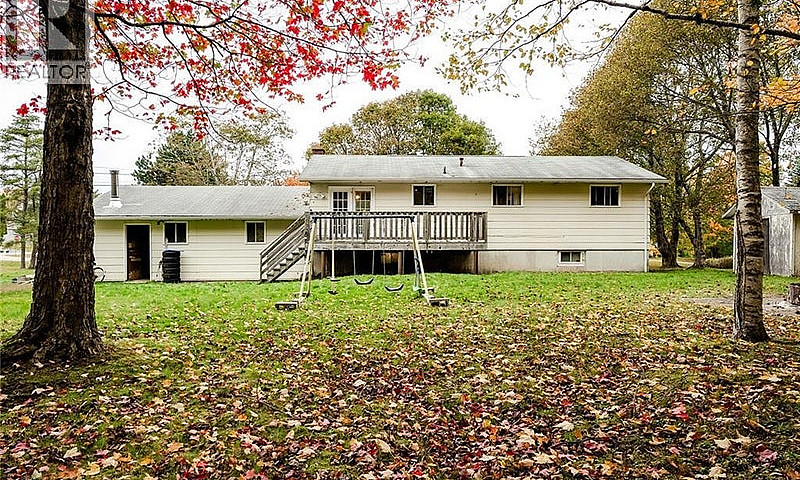 118 Myles Avenue Qui...
