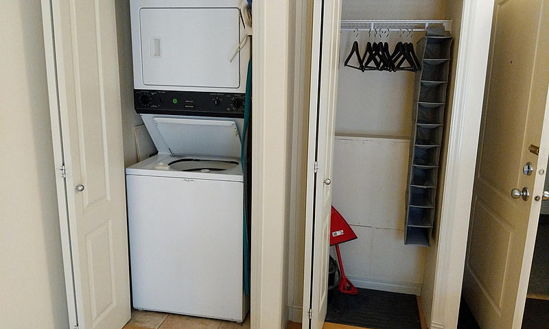 1 Bed 1 Bath Unit In...