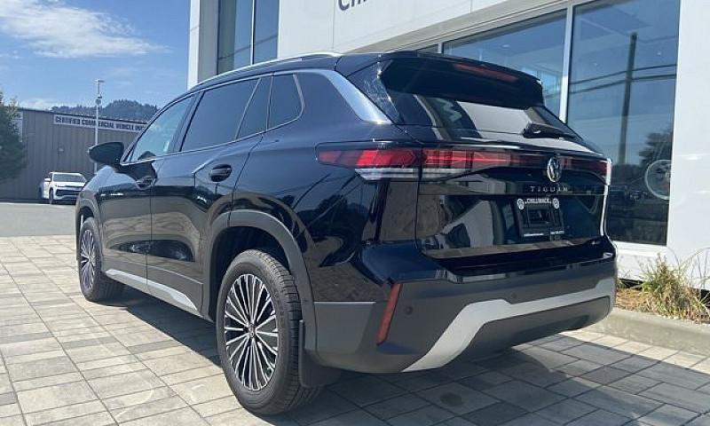 2025 Volkswagen Tigu...
