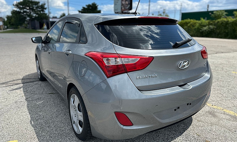 2016 Hyundai Elantra...