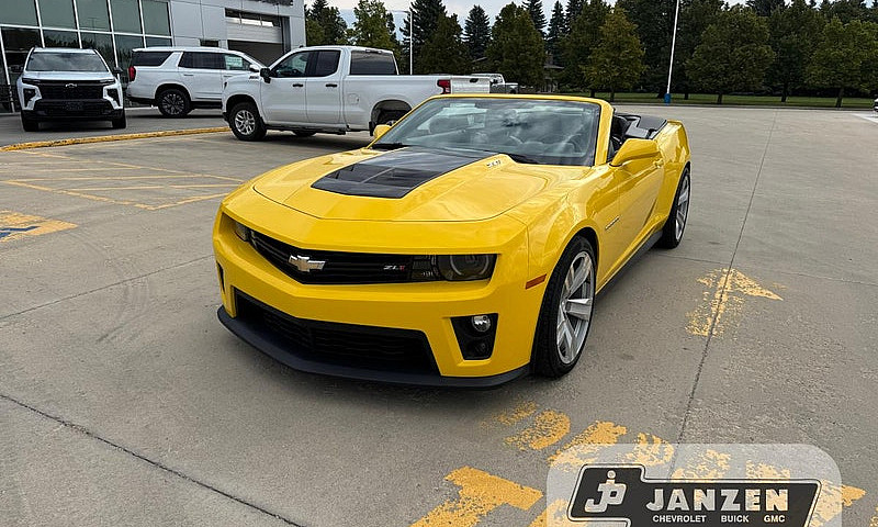 Chevrolet Camaro Zl1...