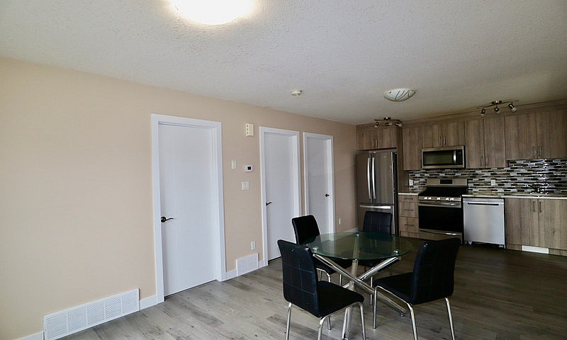 2 Bed 1 Bath Garage ...