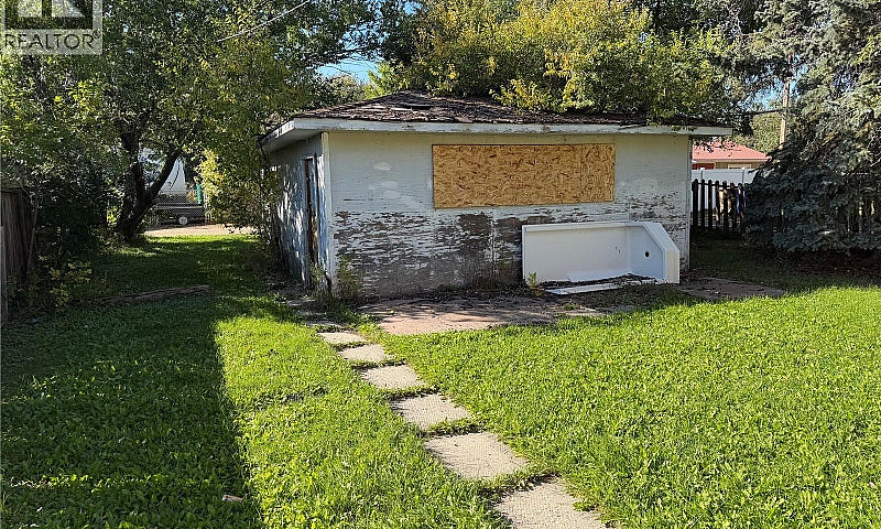 916 Royal Street Reg...