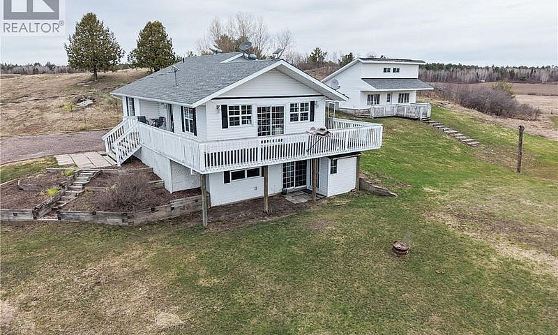 721 Piquette Road Ve...