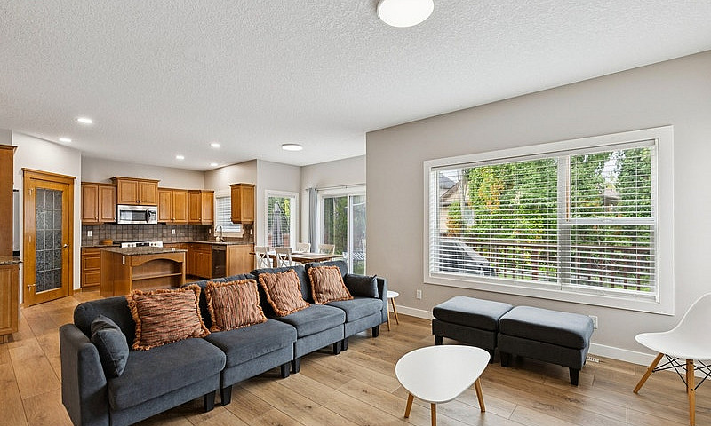 5 Bedroom Upgraded H...