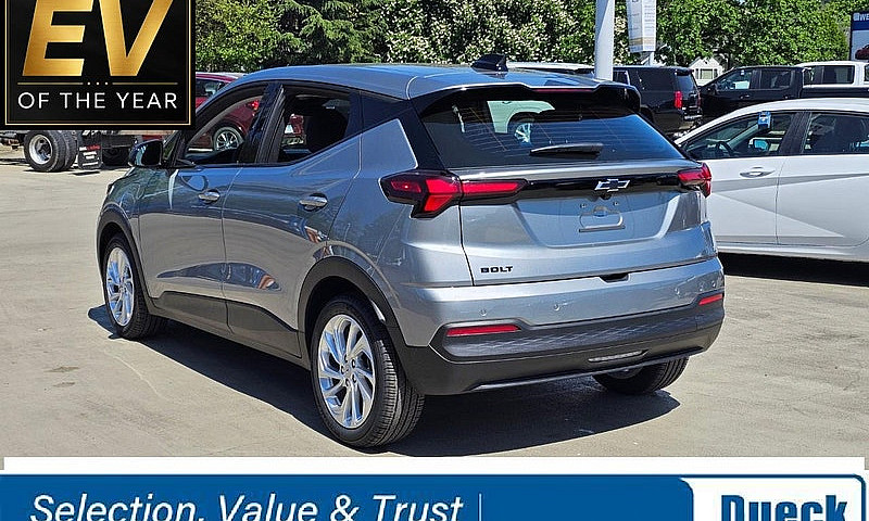 2027 Chevrolet Bolt ...