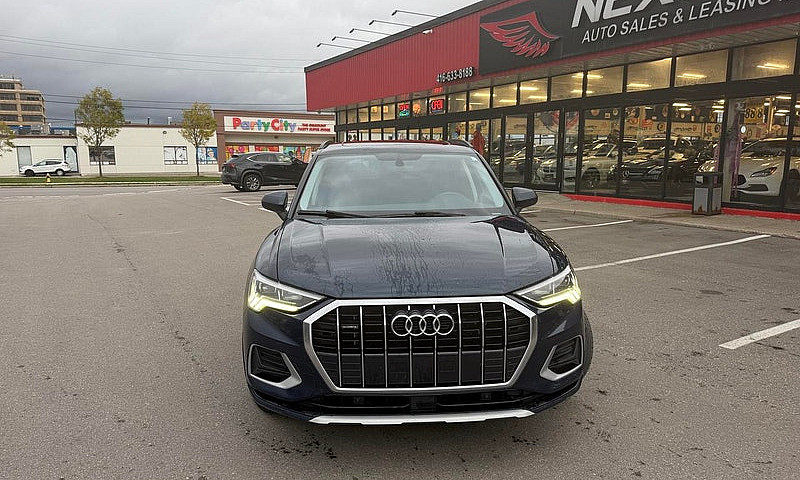 2020 Audi Q3 Komfort...