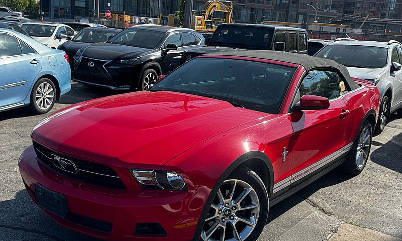 2010 Ford Mustang Co...
