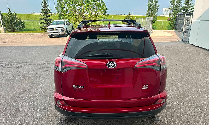 2018 Toyota Rav4 Awd...