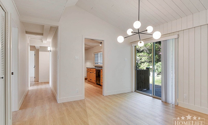 Spacious 3-Bedroom +...