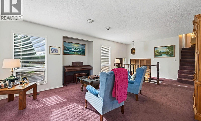 718 Driftwood Place ...