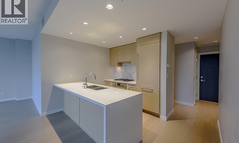 207 5638 Birney Aven...