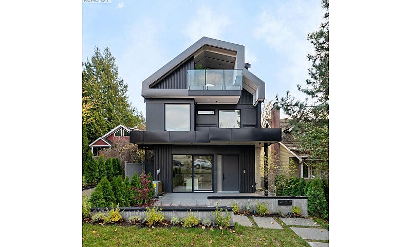 1 4018 W 21St Avenue...