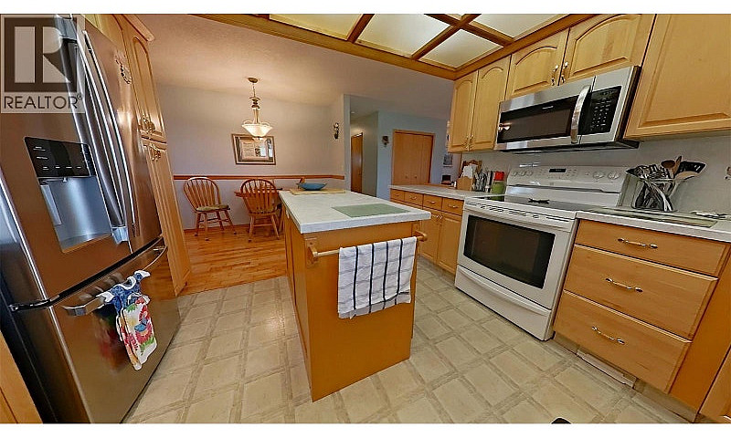 915 Huscroft Rd Stre...