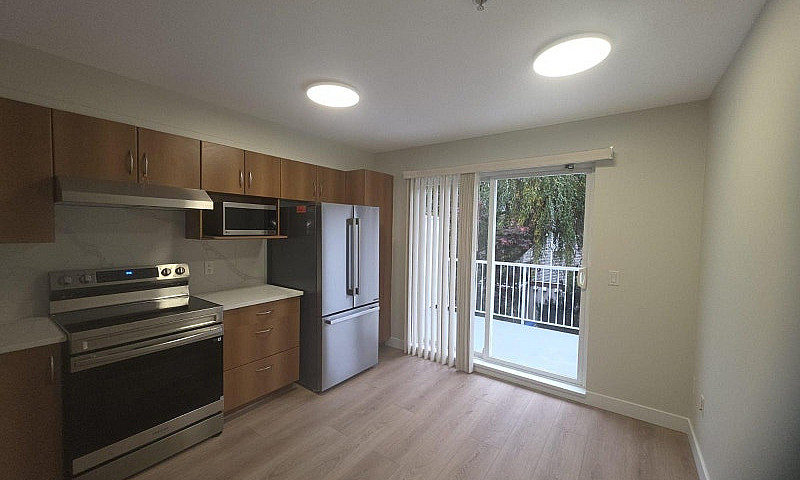 9 6747 203 Street La...