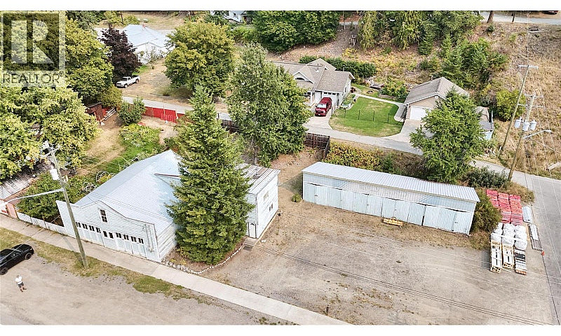306 & 310 Lake Avenu...