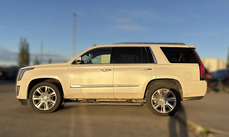 2015 Cadillac Escala...