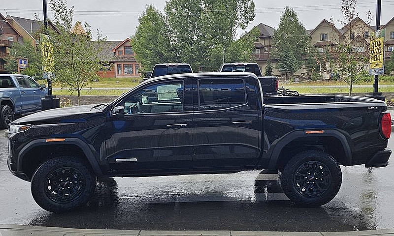 2026 Gmc Canyon Elev...