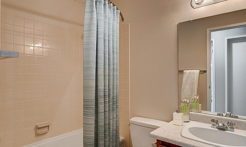 2 Bedroom - 3424 52 ...