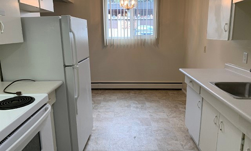 5026 43 Street - 9 A...