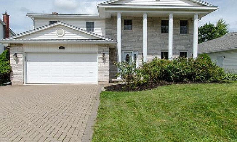 Beautiful Family Hom...