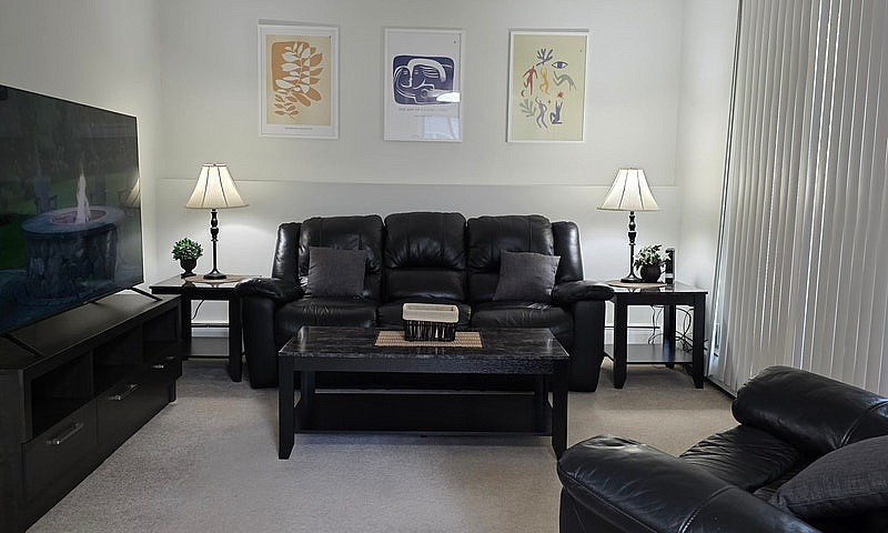 1 & 2 Bedroom Apartm...