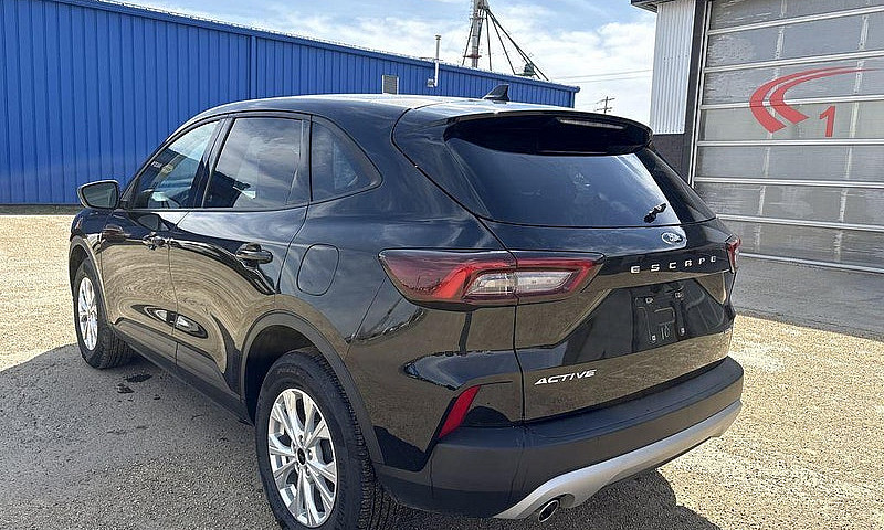 2025 Ford Escape Act...