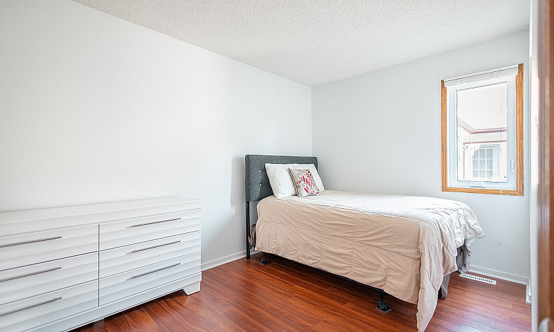 [House For Sale] 6 J...