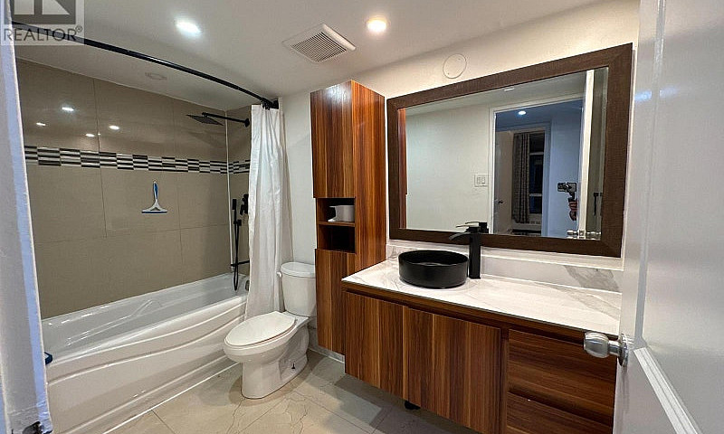 307 - 1701 Mccowan R...