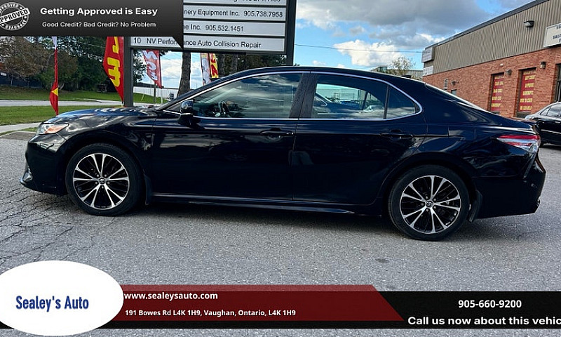 2018 Toyota Camry Xs...