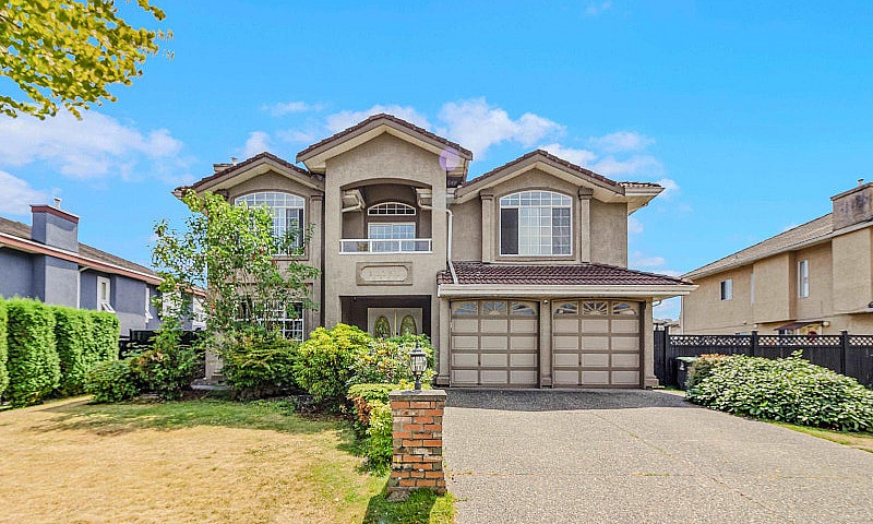 12256 64A Avenue Sur...