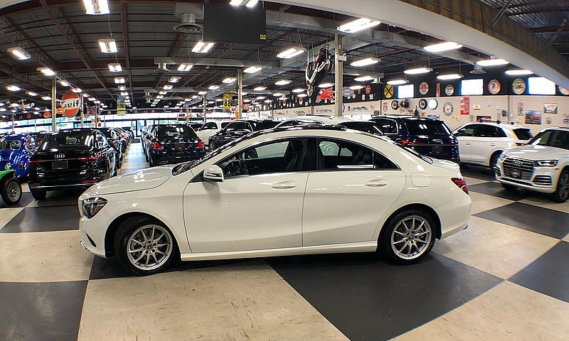 2018 Mercedes-Benz C...