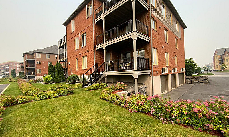 625 000$ - Condo À V...