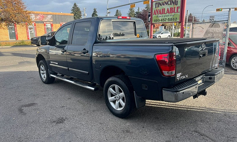 2015 Nissan Titan 4W...