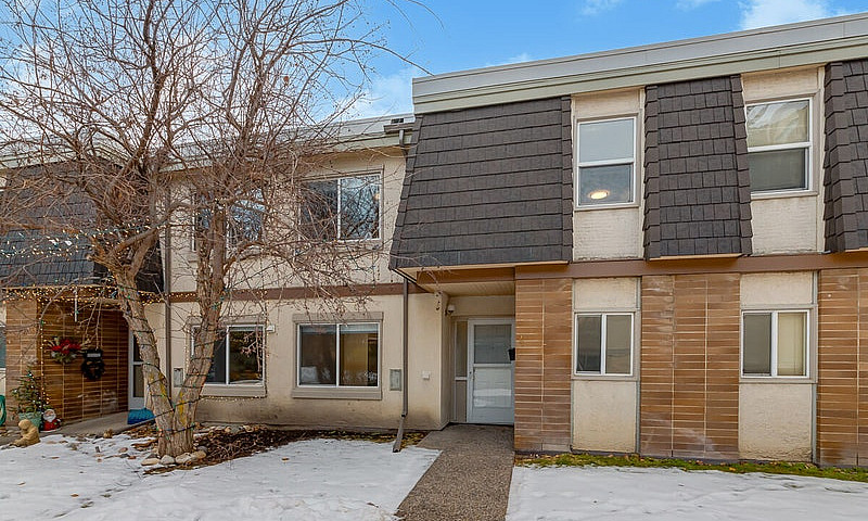 Townhomes For Rent N...