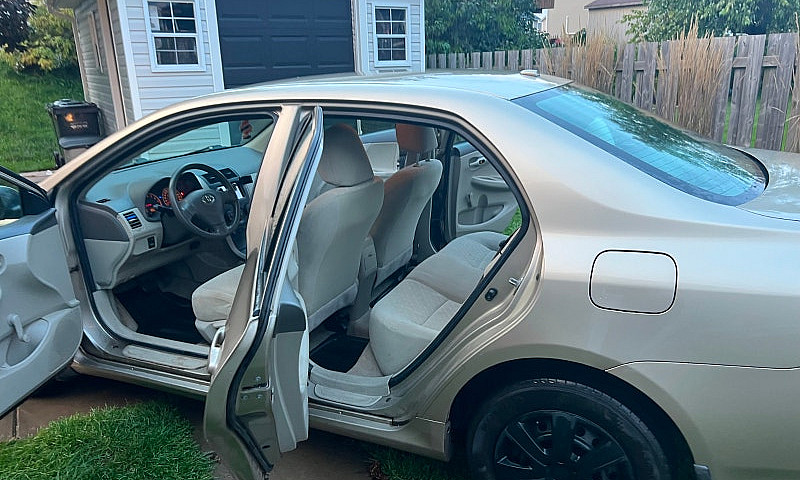 2010 Toyota Corolla ...