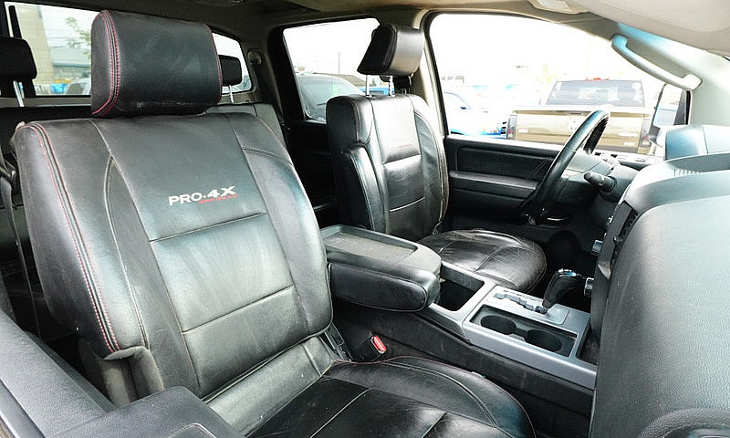 2009 Nissan Titan Xe...