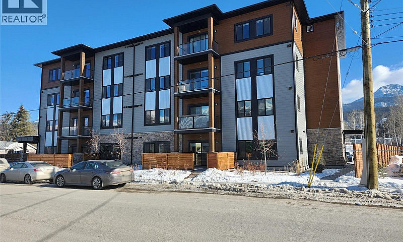 1200 11 Avenue Unit#...