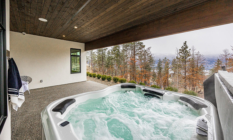 Open House - Stunnin...