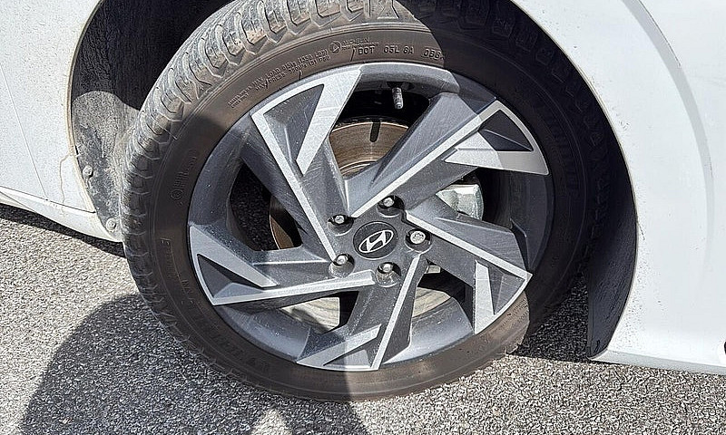 2026 Hyundai Elantra...
