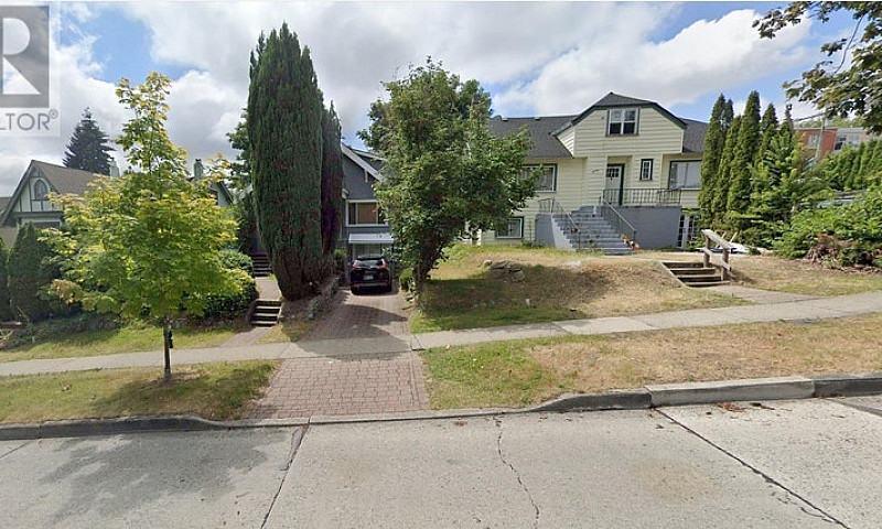 3582 W King Edward A...