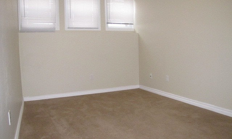 105B Shore St...